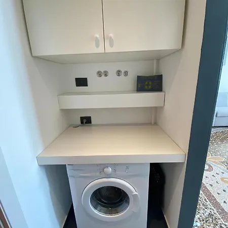 Infinity Mare/monti Apartment