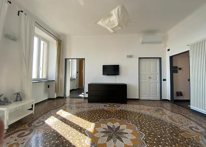 Infinity Mare/monti 公寓 *